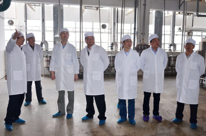 江西省藥監(jiān)局吳維副局長(zhǎng)到仁和集團(tuán)調(diào)研